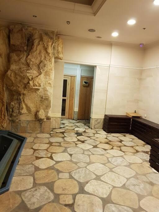 La-Palmore Luxury Apart-Residense Resort With Pool First Line Sea Side Эйлат Экстерьер фото