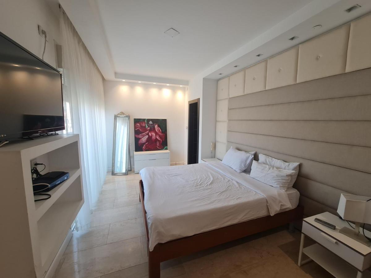 La-Palmore Luxury Apart-Residense Resort With Pool First Line Sea Side Эйлат Экстерьер фото