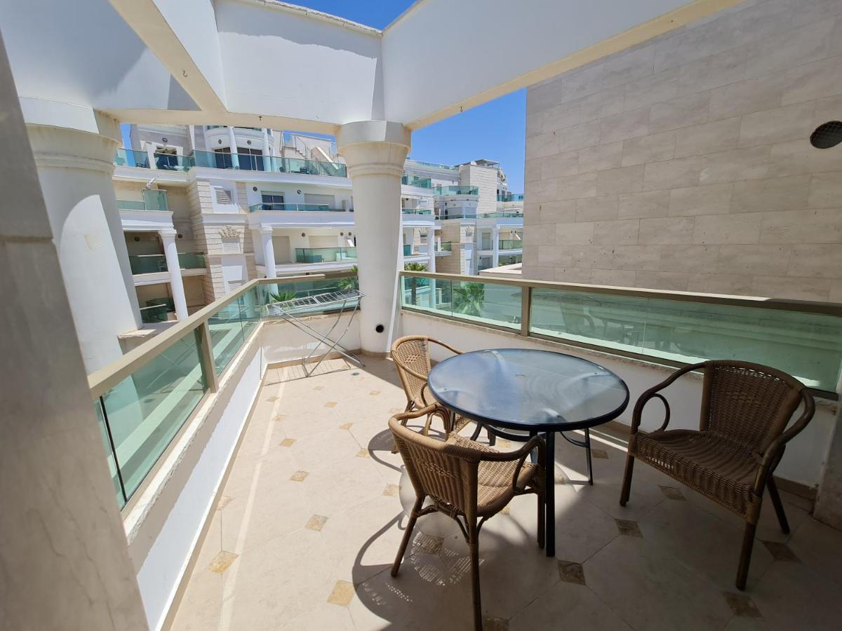 La-Palmore Luxury Apart-Residense Resort With Pool First Line Sea Side Эйлат Экстерьер фото